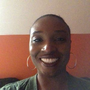 Meet your Posher, Tracy